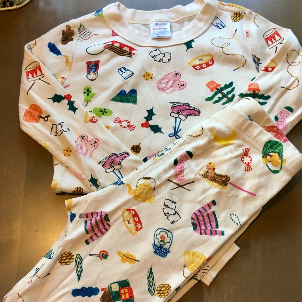 SOLD Hard to Find Hanna Andersson Print PJ’s 8